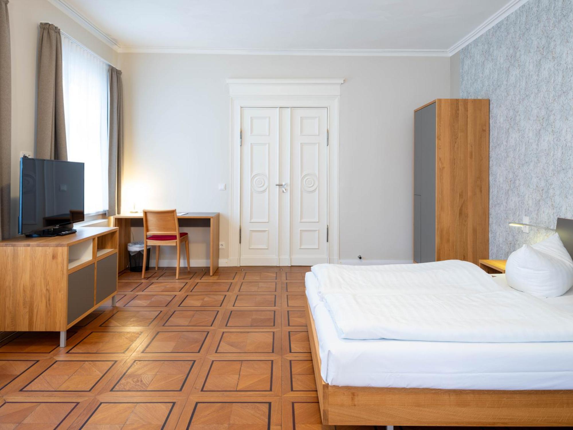 Gaestehaus Nikolai Ерфурт Екстериор снимка